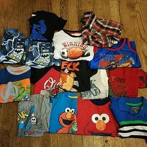 Bundle boys t-shirt.. Size 4t